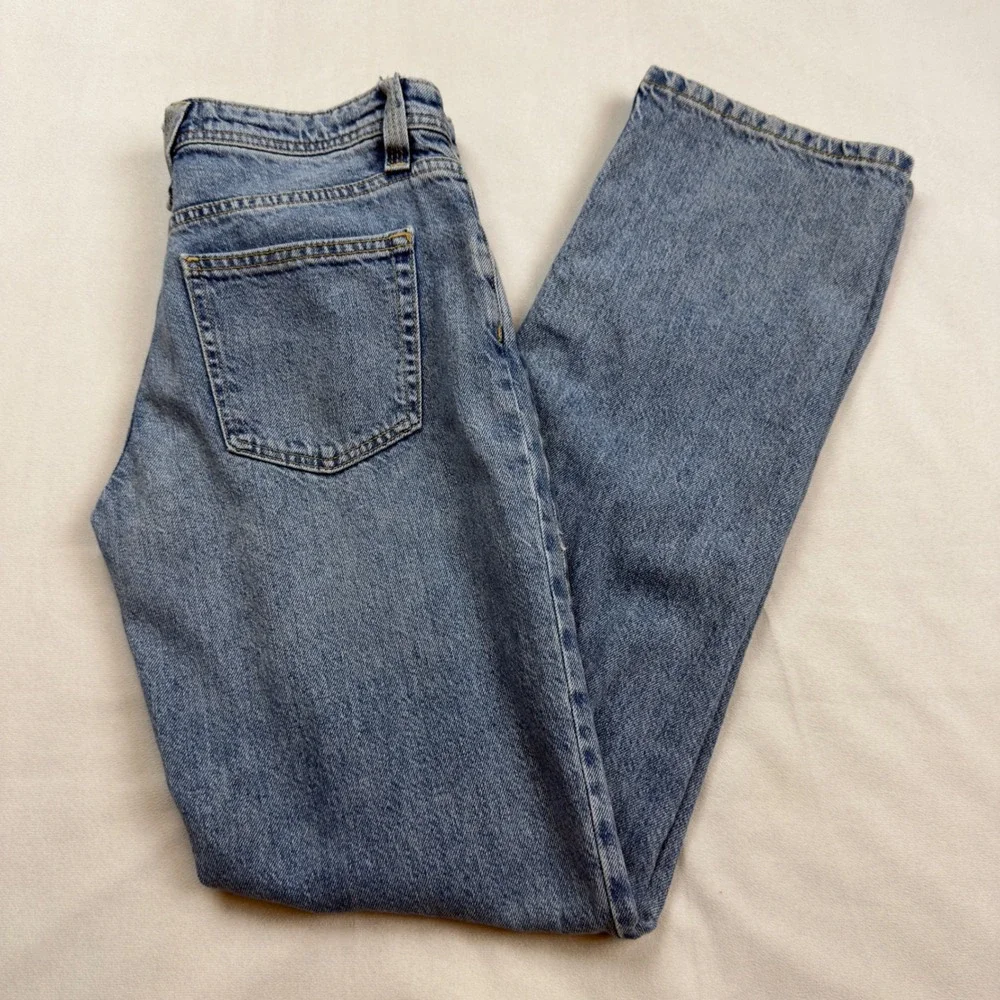 We The Free Women's Size 27 Button Fly Straight Leg Light‎ Wash Denim Jeans FLAW